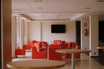 Checkin Montserrat Hotel 4*